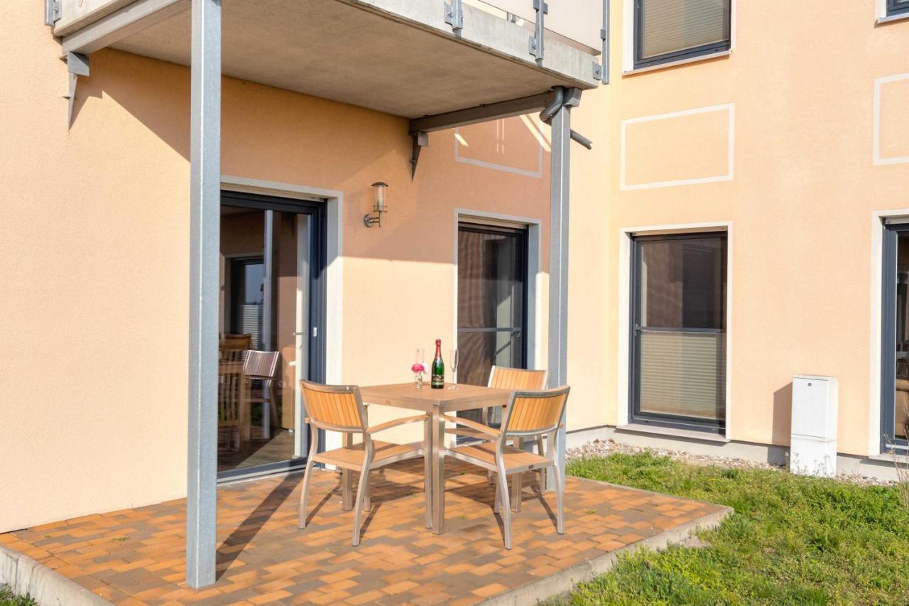 Residenz Zum Seglerhafen-St Peenemunde Exterior photo